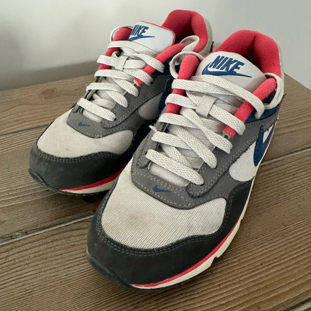 Nike Air Max Correlate - Picture 2 of 7
